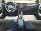 2018 Toyota Corolla Le Серебряный vin: 2T1BURHE9JC071433