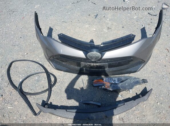 2T1BURHE9JC993958 2018 TOYOTA LL Серый Вид щитка приборов