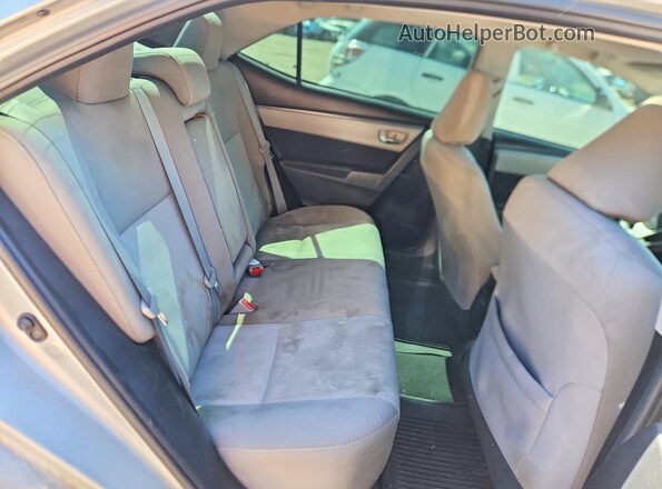 2T1BURHEXGC504072 2016 TOYOTA COROLLA Silver Widok tylnych siedzeń