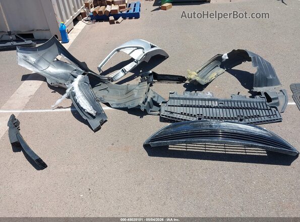 2T1BURHEXHC814837 2017 TOYOTA LL Gray Սարքավորումների վահանակի տեսք