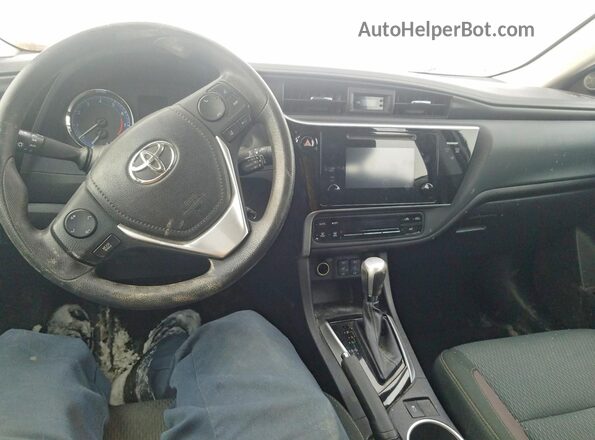 2T1BURHEXHC823442 2017 TOYOTA COROLLA Серый Вид панели приборов
