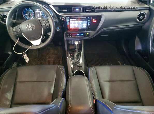 2T1BURHEXJC026193 2018 TOYOTA COROLLA Черный Вид панели приборов