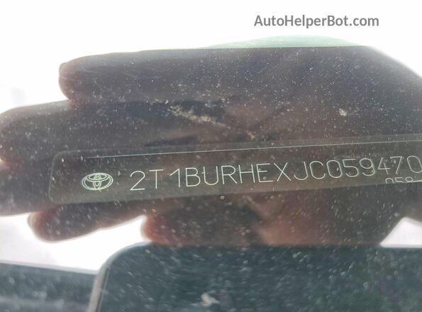 2T1BURHEXJC059470 2018 TOYOTA COROLLA Charcoal Widok komory silnika