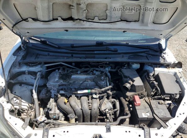 2T1BURHEXJC102611 2018 TOYOTA COROLLA White Սալոնի հետևի տեսք