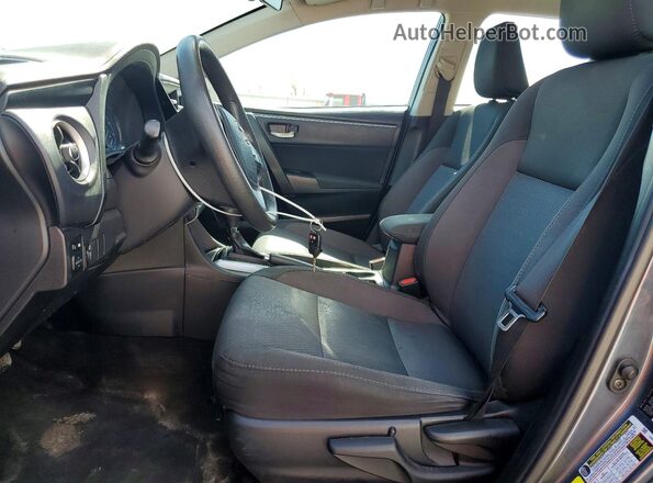 2T1BURHEXJC987747 2018 TOYOTA COROLLA Blue Вид салону спереду