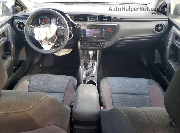 2T1BURHEXKC225388 2019 TOYOTA COROLLA White Vista del salpicadero
