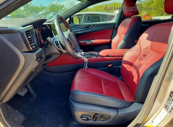 2T2AGCEZ7NC009604 2022 LEXUS NX Серебряный Вид салона спереди
