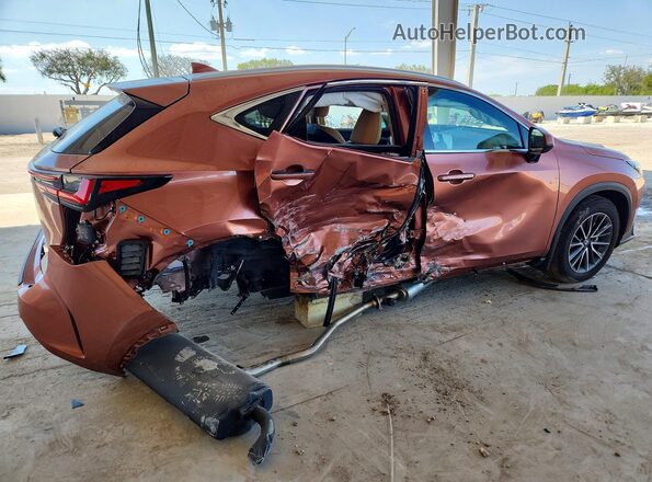 2T2AGCEZ7TC105715 2026 LEXUS NX Розовый Задняя правая четверть