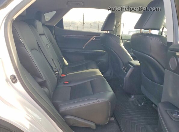 2T2AZMAA6LC170099 2020 LEXUS RX White Widok wnętrza z tyłu