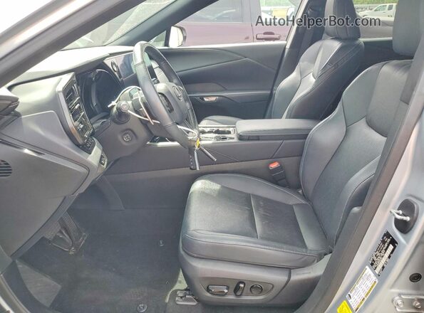 2T2BAMBA0PC001048 2023 LEXUS RX Silver Vista interior delantera