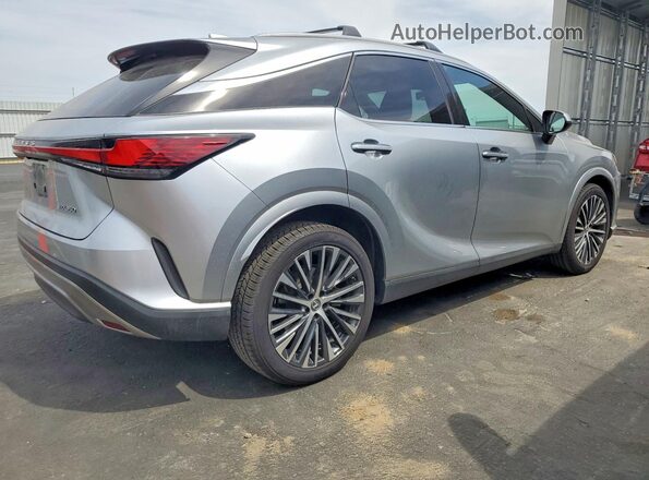 2T2BAMBA0PC001048 2023 LEXUS RX Silver Trasero derecho