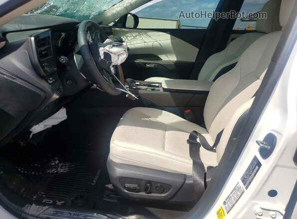 2T2BAMBA0RC023523 2024 LEXUS RX White Vista interior delantera