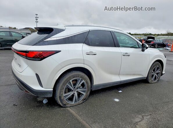 2T2BAMCA3RC072102 2024 LEXUS RX White Rear right