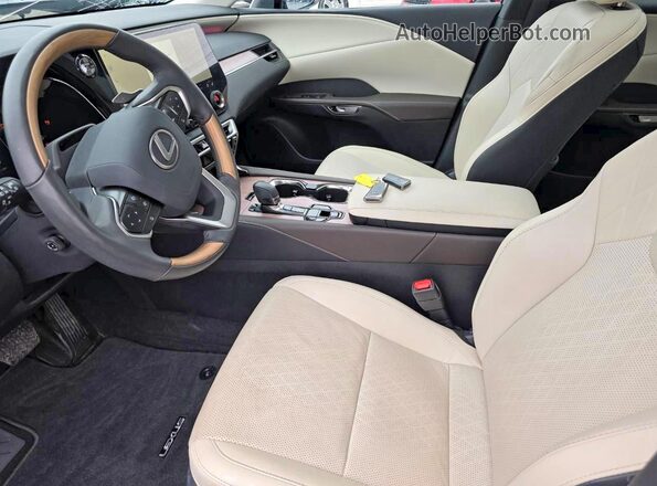 2T2BBMCA3SC076363 2025 LEXUS RX Blue Widok wnętrza z przodu