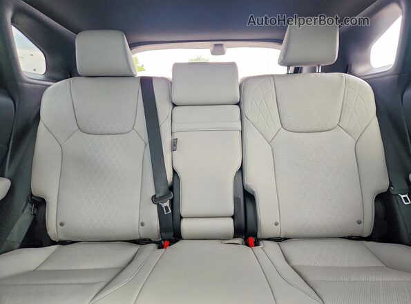 2T2BBMCA8SC100186 2025 LEXUS RX White Widok tylnych siedzeń