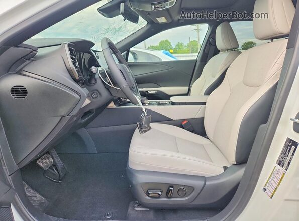 2T2BBMCA8SC100186 2025 LEXUS RX White Widok wnętrza z przodu