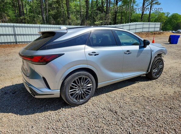 2T2BCMEA6PC006583 2023 LEXUS RX Silver Задня права чверть