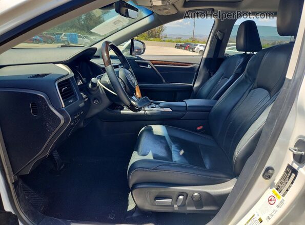 2T2BGMCA6HC014790 2017 LEXUS RX Белый Вид салона спереди