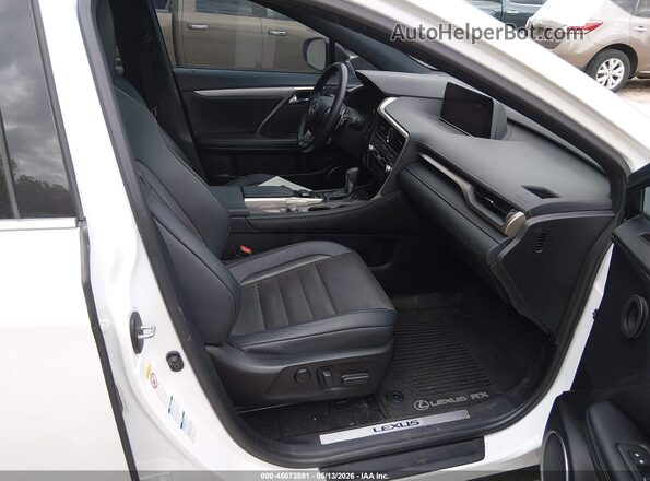 2T2BZMCA0JC135475 2018 LEXUS RX 350 Белый Вид салона спереди