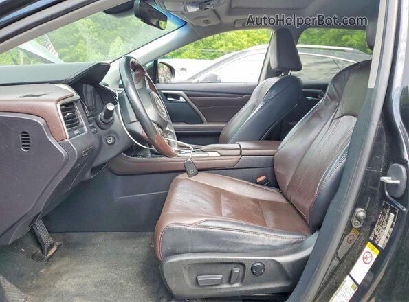 2T2BZMCA4HC088770 2017 LEXUS RX Черный Вид салона спереди