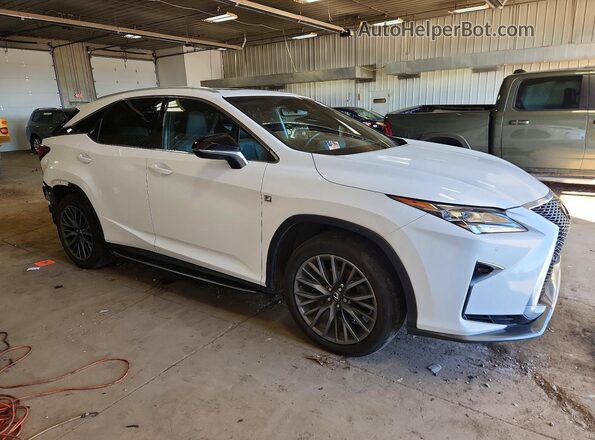 2T2BZMCA6JC151468 2018 LEXUS RX Белый Передняя правая четверть