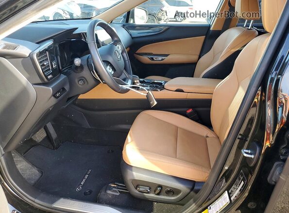 2T2GKCEZ1RC020127 2024 LEXUS NX Black Widok wnętrza z przodu