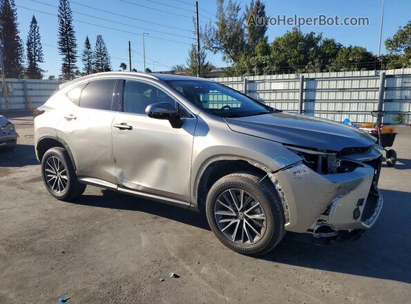 2T2GKCEZ2RC017575 2024 LEXUS NX Gray Delantero derecho