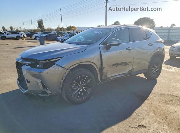 2T2GKCEZ2RC017575 2024 LEXUS NX Gray Vista tres cuartos delantera izquierda