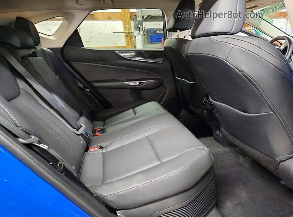 2T2GKCEZ7SC036015 2025 LEXUS NX Blue უკანა სალონის ხედი