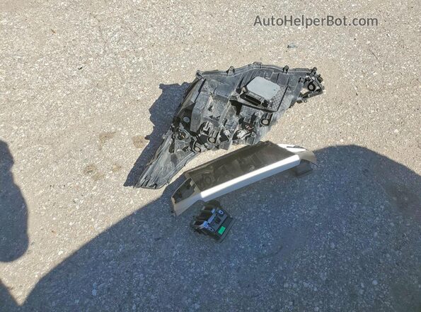 2T2HZMDA5LC221313 2020 LEXUS RX White ძრავის განყოფილების ხედი