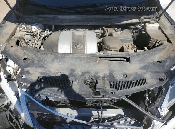 2T2HZMDA5LC221313 2020 LEXUS RX White უკანა სალონის ხედი