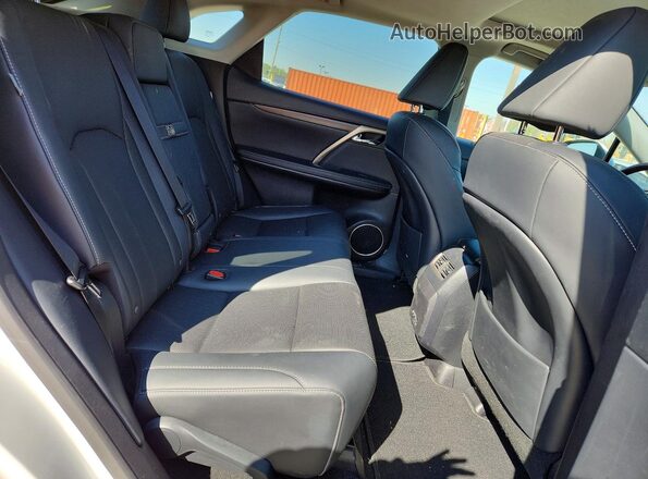 2T2HZMDAXLC228015 2020 LEXUS RX Белый Вид задней части салона