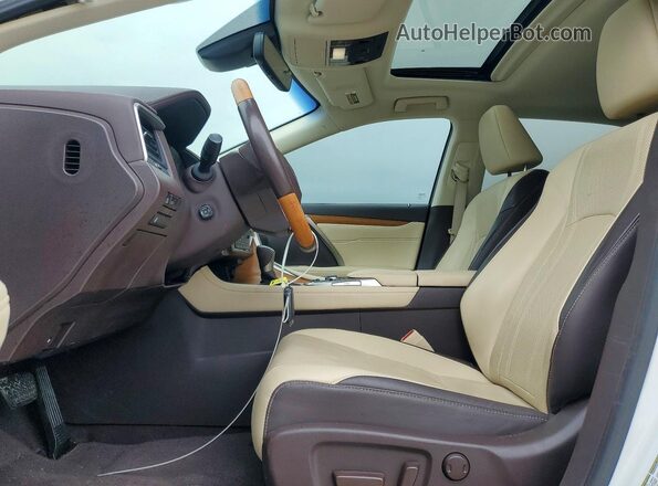 2T2ZZMCA3HC088970 2017 LEXUS RX White Vista interior delantera