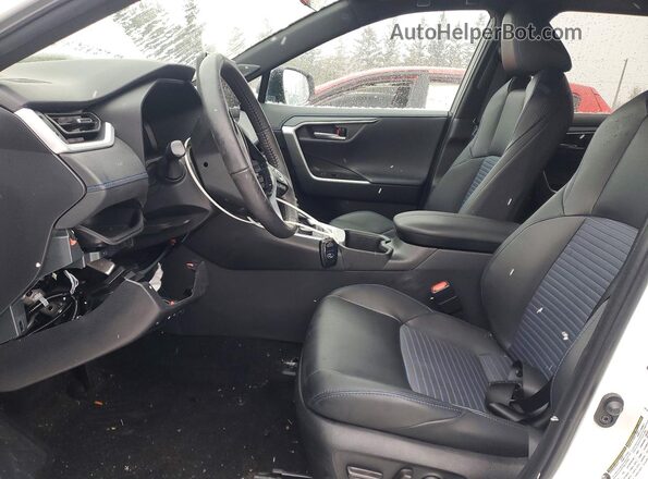 2T35WRFV0SW280948 2025 TOYOTA RAV4 White Widok wnętrza z przodu