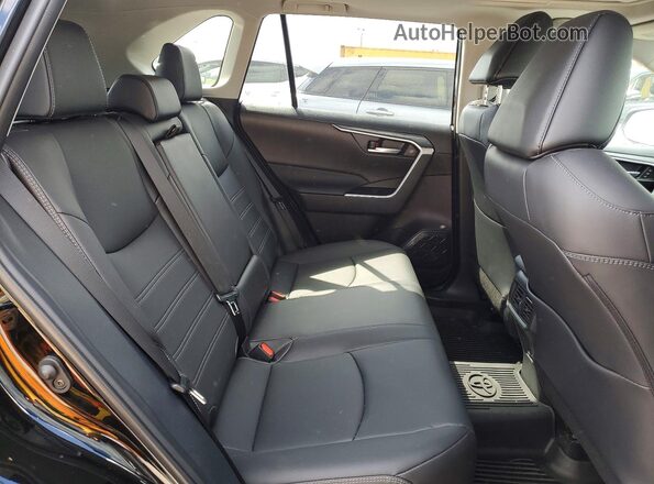 2T3A1RFV0SW549608 2025 TOYOTA RAV4 Black Widok wnętrza z tyłu