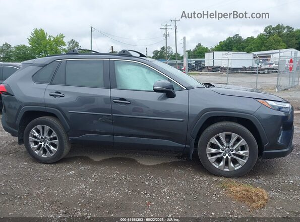 2T3A1RFV1PW387768 2023 TOYOTA RAV4 Серый Вид задней части салона
