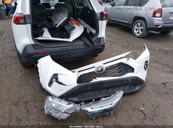 2T3A1RFV3RW462330 2024 TOYOTA LE Белый Вид щитка приборов