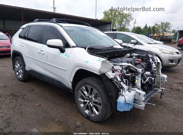 2T3A1RFV3RW462330 2024 TOYOTA LE Белый Передняя правая четверть