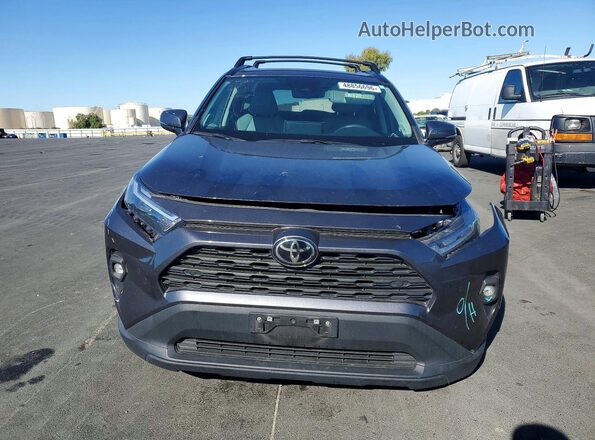 2T3A1RFVXNC299607 2022 TOYOTA RAV4 Серый Вид спереди