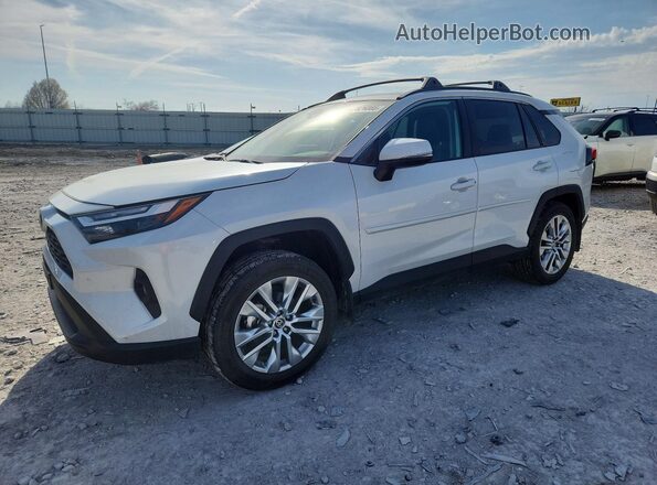 2T3A1RFVXSW503042 2025 TOYOTA LE White Vista tres cuartos delantera izquierda