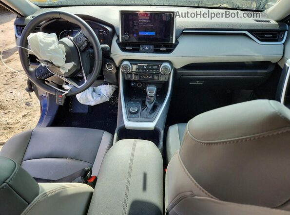 2T3B6RFVXRW052890 2024 TOYOTA RAV4 Blue წინა პანელის ხედი