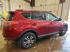 2018 Toyota Rav4 Le Red vin: 2T3BFREV4JW785801