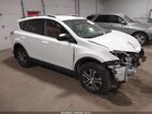 2018 Toyota Rav4 Le White vin: 2T3BFREV9JW856071