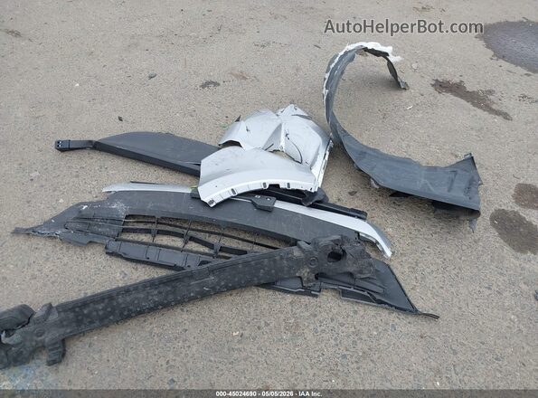 2T3BFREVXJW856497 2018 TOYOTA LE Silver Instrument cluster view