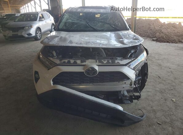2T3C1RFV1LW089546 2020 TOYOTA RAV4 Белый Вид спереди