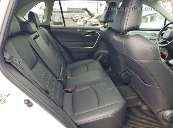2T3C1RFV1RW331289 2024 TOYOTA RAV4 White უკანა სალონის ხედი
