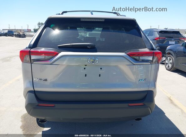 2T3C1RFV4PC221609 2023 TOYOTA LE Silver 