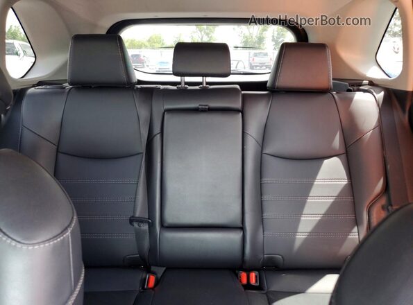 2T3C1RFV5RW359421 2024 TOYOTA RAV4 White უკანა სავარძლების ხედი