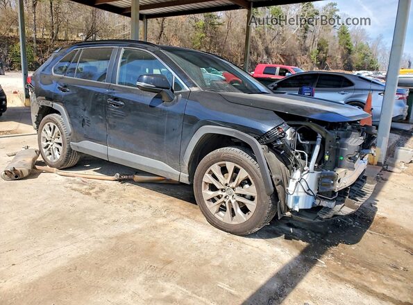 2T3C1RFV6LC072372 2020 TOYOTA LE Черный Передняя правая четверть