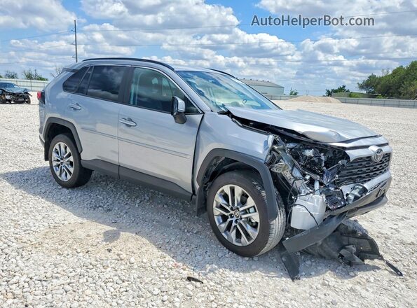 2T3C1RFV7SW435632 2025 TOYOTA RAV4 Silver წინა მარჯვენა